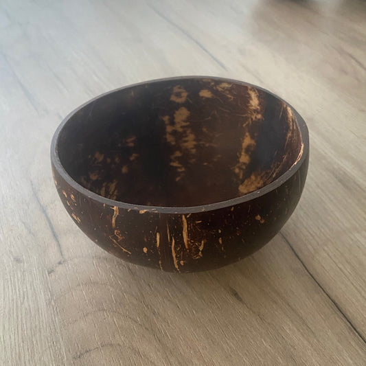 Large coconut bowl - Polished on both sides